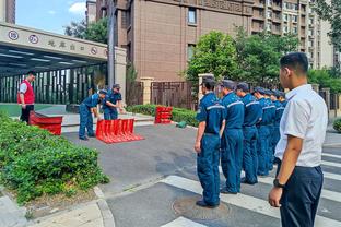 崔康熙：日本联赛判罚更宽松 我们的球员积累了一些不好的习惯